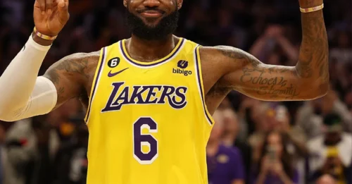 INJURY BOMBSHELL: The Lakers’ Worst Fears Confirmed as LeBron James’s Status Takes a Shocking Turn