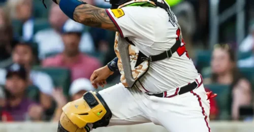 Red Sox to Pull Off Stunning Heist... By Letting Their OWN Aruba Star Get Away for NOTHING
