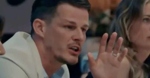 IN-YOUR-FACE BETRAYAL! The room freezes as Steven publicly DEFENDS Julia-Ruth, leaving Nelly utterly humiliated. The most shocking 'backstab' in MAFS history!