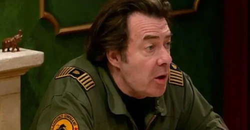 HE SPILLED THE TEA! Shocking Moment from Rehearsals: Jonathan Ross Admits He Was a Traitor When He Thought No One Was Watching.