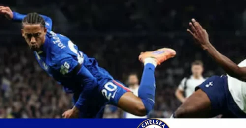 Unacceptable! Carragher Torches Tottenham's 'Bush-League' Performance in Chelsea Blowout
