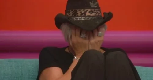 MASSIVE BOMBSHELL! The new season of Big Brother drops an UNBELIEVABLE twist in the very first minute, leaving fans 'LOSING THEIR MINDS' from shock!