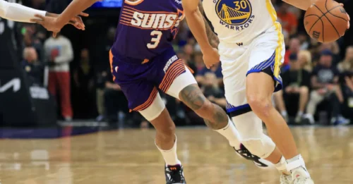 THE UNTOUCHABLE CLUB: Only 4 Legends Have Reached This Peak. Stephen Curry Is Now Just 3 Three-Pointers Away