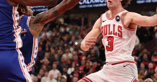 NBA STUNNED: Josh Giddey’s Historic Triple-Double Ignites Bulls’ UNREAL 24-Point Comeback, Placing Him in a Realm with Michael Jordan.