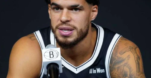 CHICAGO BULLS ROCK THE SEASON WITH BOMBSHELL TRADE: The merger of the $179.3 million 