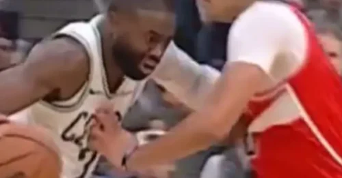 System Error: Jaylen Brown’s Hairline Gets Brutally Exposed — Fans Turn NBA Moment Into Meme Mayhem