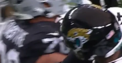 BREAKING: NFL Hands Down Punishment to Jaguars’ Former No.1 Pick After punching Raiders offensive lineman – League Sends Clear Message