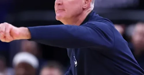 WAKE-UP CALL IN THE BAY: Steve Kerr Sends Three Young Golden Warriors to the Chopping Block After Ugly Performance