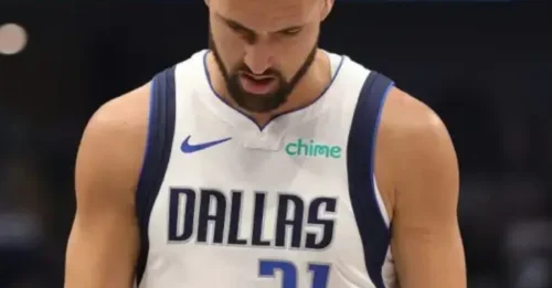 THE WALL IS BACK: Lakers’ Glaring Flaw Becomes Ultimate Weapon to Swindle Mavericks, Repeating History’s Heist.