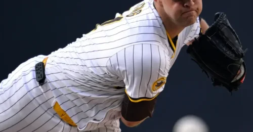 RED SOX ON THE HUNT: Insider Predicts Bold $66M Raid to Lure Padres Star to Boston