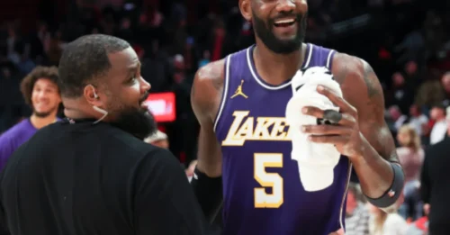 BOMBSHELL: Deandre Ayton drops wild statement after his monster game that has Lakers fans fired up
