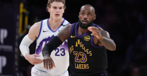 BASKETBALL'S NEW POWER COUPLE: LeBron James + 29.9 PPG 