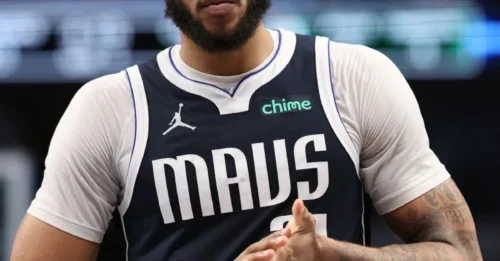 THE $54M MYSTERY MAN REVEALED! Warriors Target Elite Big Averaging 10.9 PTS, 8.0 REB, 2.2 BLK in Game-Changing 3-Team Trade