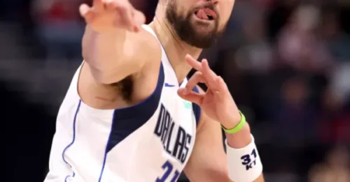 IT'S OFFICIAL!Lakers Acquire DEADLY 3-Point Assassin With Ring in EARTH-SHATTERING Trade - The League Is Officially ON NOTICE!