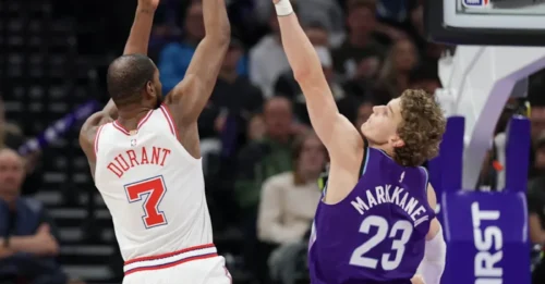 BREAKING: The Durant Factor in Houston's SHOCKING Move! Rockets to Sign Versatile Ex-Bucks Draft Pick & Cut Star G-League Scorer – Does KD APPROVE of This Strategy Shift?