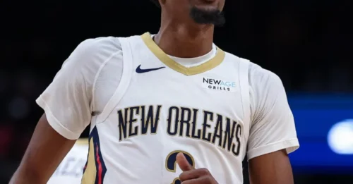 Lakers & Warriors In $120M BIDDING WAR For All-Defensive Star! Insider Reveals 