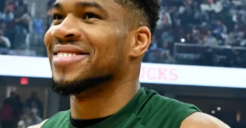 THE UNTHINKABLE IS REAL: Golden State Pulls Off the Coup of the Decade in a Massive Three-Team Swap, Landing Giannis Antetokounmpo. The League's Power Structure JUST CRUMBLED.