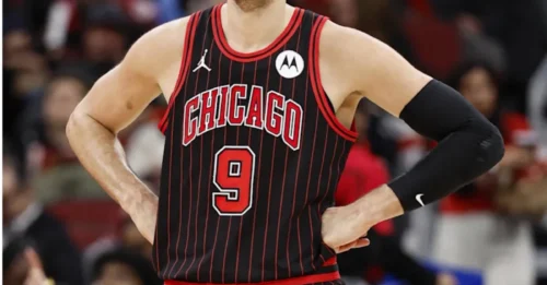 DON’T MISS Nikola Vucevic ’s DIRECT REACTION after the benching incident—what he said will SHOCK you following the victory.