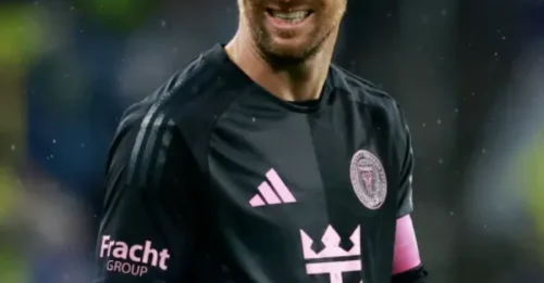 MESSI'S UNEXPECTED VICTORY SPEECH! GOAT Switches to English to Deliver Humble Verdict on Inter Miami's Rollercoaster Year.