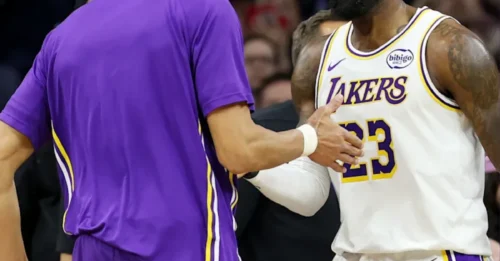 L.A ROCK THE SEASON WITH BOMBSHELL TRADE: The perfect Lakers trade that could lead to an NBA title may surprise you