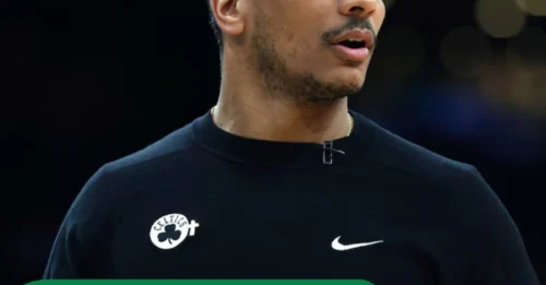 BREAKING IN BOSTON: Joe Mazzulla Reveals Shocking Reason He Benched Starter in Second Half of Celtics' Win vs Raptors!