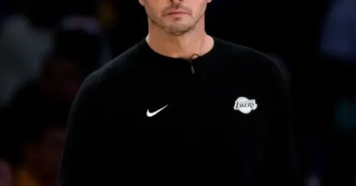 Los Angeles Drops a Bombshell: Lakers Get Tricky Injury Update Ahead of Suns Showdown