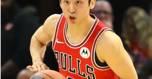 A SHOCK WAVE IN CHICAGO: The Beloved 5-Foot-8 Guard Returns With Elite Playmaking and Steals After Dominating Summer League — and The League Isn't Ready for This Comeback.