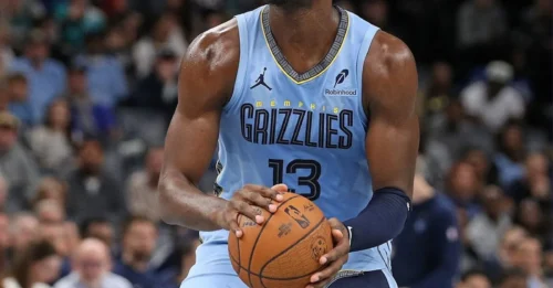 BLOCKBUSTER PITCH: Rich Paul Makes His Move, Proposes Lakers Trade Fan Favorite Austin Reaves for All-Star Center.