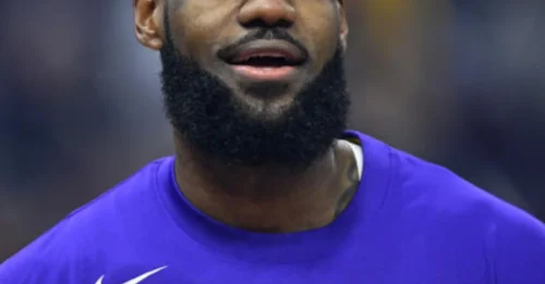 THE DAY HAS FINALLY COME IN L.A.: LeBron James Trade Talks GO MAINSTREAM. Insider Exposes The 4 Franchises Willing To Offer A Historic Package For The 20x All-Star