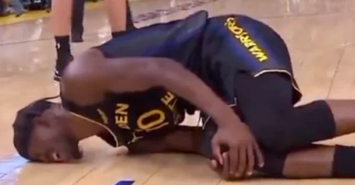 WARRIORS DROP A BOMBSHELL: Jimmy Butler Goes Down With Graphic Injury Against Heat - The Brutal Video Of Jimmy Butler’s Injury That Has Every Warriors Fan Holding Their Breath!