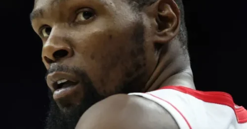 IT’S OFFICIAL! Kevin Durant’s Heated NSFW Trash Talk With Pistons Fan Caught On Hot Mic!