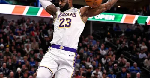 LAKERS DROP A BOMBSHELL! LeBron James Just Broke The Bulls—And His Own Season Record—In 24 Minutes