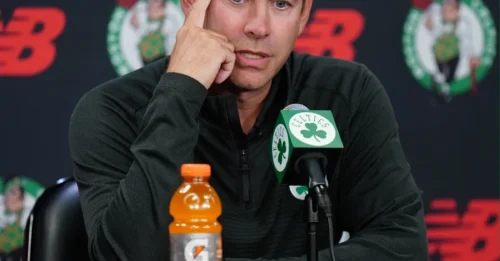 BOSTON DROP A BOMBSHELL: According to ESPN's Shams Charania, the Celtics' trade hopes just went up in smoke in a devastating way