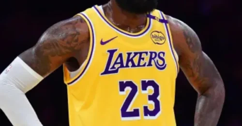 BREAKING: Is LeBron James playing tonight vs. Knicks? Final status for Lakers star