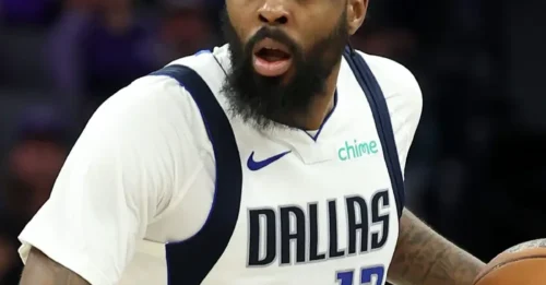 BLOCKBUSTER TRADE ALERT! After striking out twice, L.A. zeroes in on Dallas' SUPER SUBCARD with STUNNING efficiency - 14.6 PPG on 54.4% shooting.