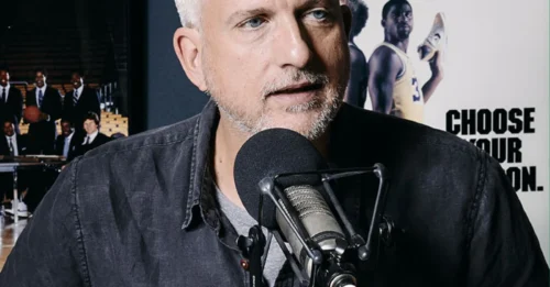 BLOCKBUSTER BOMBSHELL DROPPED! Bill Simmons suggests a wild scenario that would create a Celtics championship reunion - the move that nobody sees coming