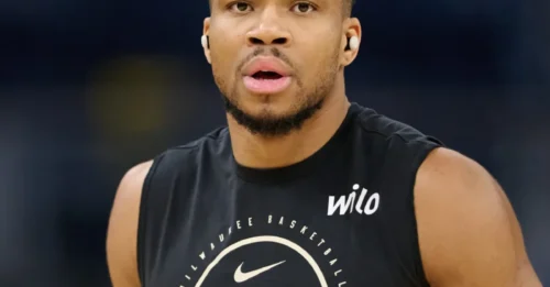 DISASTER IN BAY: Warriors hit with discouraging news in Giannis Antetokounmpo sweepstakes
