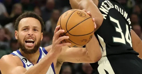 GOLDEN STATE GET A BOMBSHELL: Warriors Get Major Steph Curry News Amid Giannis Trade Talks