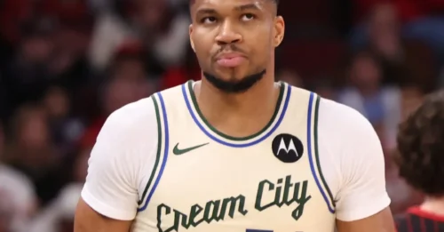 BOMBSHELL IN BAY! Warriors Get Brutal Update Amid Pursuit of Giannis Antetokounmpo Trade