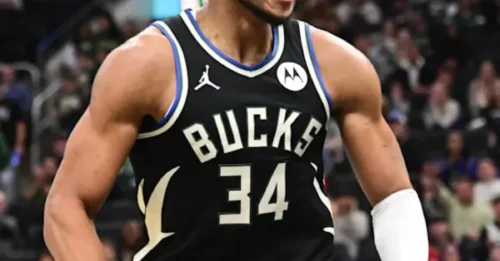 BLOCKBUSTER ALERT! A STUNNING path to acquiring Giannis Antetokounmpo could materialize in the coming weeks. This is NOT a drill.