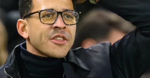 Liam Rosenior shares Estevao's hilariously brutal reaction to his viral Chelsea moment - You can only laugh about it.