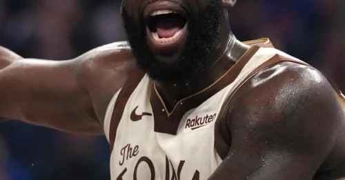 KERR HE BACKS THE MOVE! The Shocking Reason Why Draymond Green Was Sidelined During The Clutch vs. Memphis.