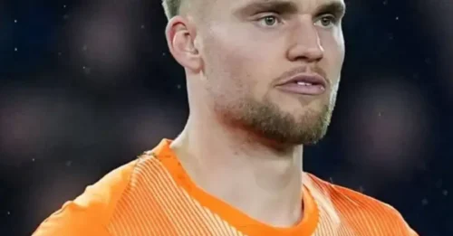DEADLINE DAY VIBES! Chelsea UNLEASH the checkbook! £50m OFFICIAL BID LANDED for Prem's wall—Winstanley APPROVES the paperwork! This isn't a rumor, it's a TRANSACTION. GET IT DONE!