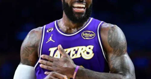 BOMBSHELL: Bye-Bye Karl Malone! Why LeBron James Just Erased A 22-Year-Old Record