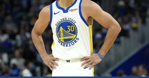 IT'S OFFICIAL: Sports Doctor Reacts to ‘Unfortunate’ Stephen Curry Injury, Warriors Absence