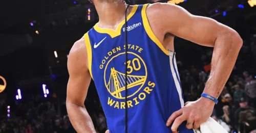 DISASTER IN GOLDEN STATE! Steph Curry’s Injury Update Turns From Good to Worse as Warriors Reveal New Timeline