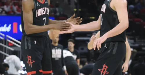 ROCKETS DROP A BOMBSHELL! Kevin Durant Is Heavily Criticized for LACK OF Leadership — EVEN INFERIOR TO THIS HOUSTON ROOKIE For Just 1 Reason.