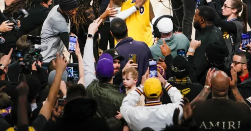 THE ENTIRE NBA IS HOLDING ITS BREATH FOR LEBRON'S HISTORIC DAY: LeBron James is on the threshold of making massive NBA history — AN IMMORTAL MILESTONE IS ABOUT TO BE FORMED.