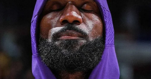 40K Points, 11K Rebounds, 11K Assists! LeBron James's incredible statistics have placed the Lakers superstar on the list of the greatest sports legends