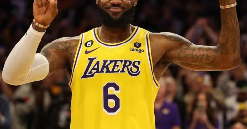 JUST ANNOUNCED! Lakers 22-time All-star REPLACED by 24-year-old Rockets wing! This is the MOST controversial trade in NBA history!